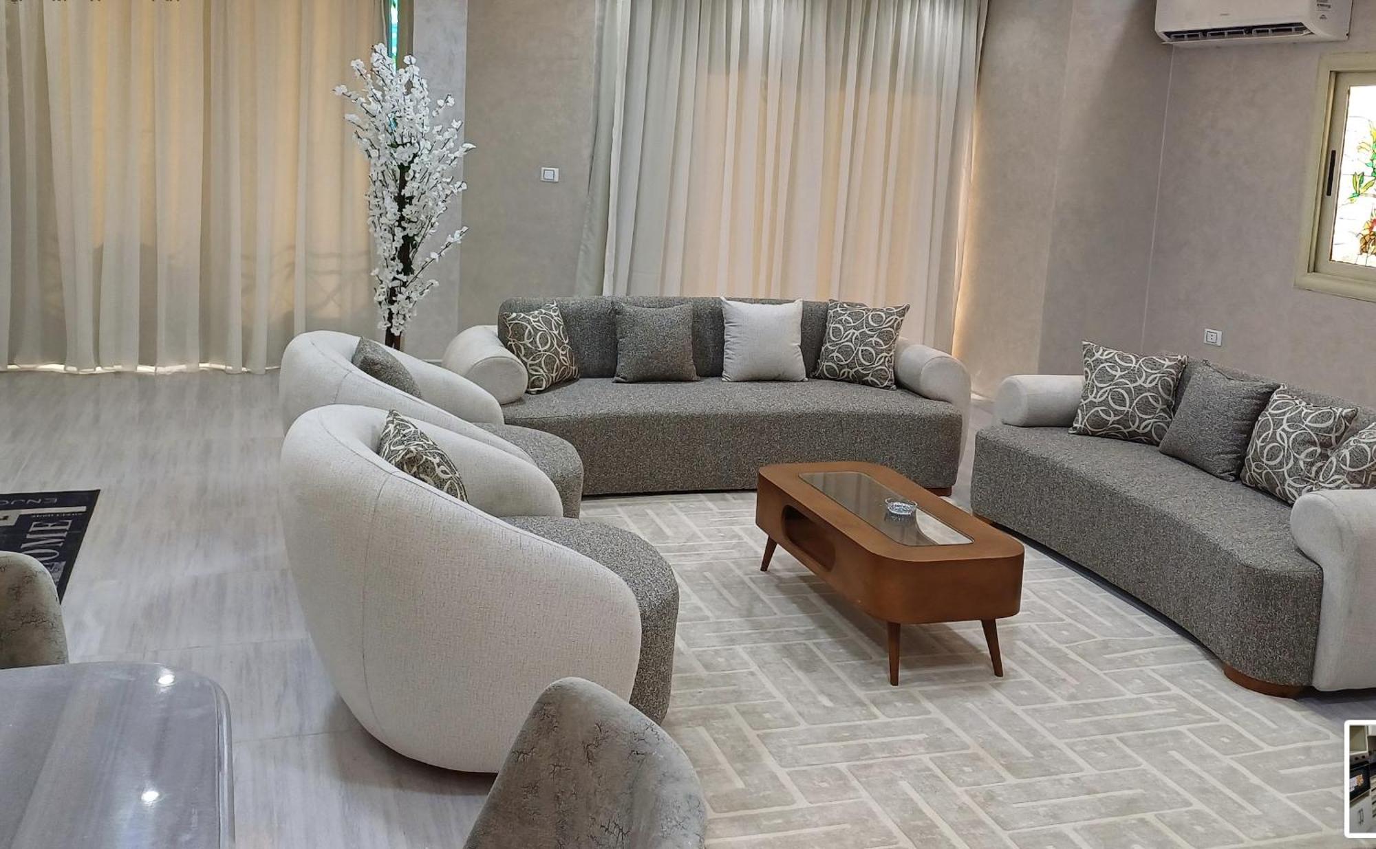 Apartment Luxury In Mohandessin, Shehab Street, Cairo